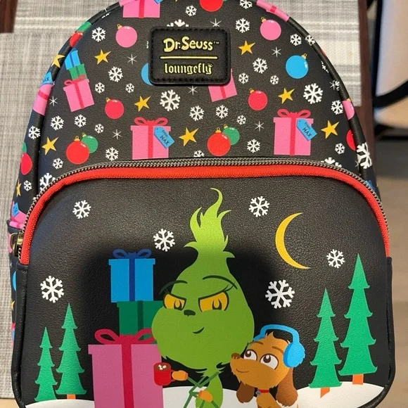 Loungefly The Grinch backpack new - Picture 1 of 2
